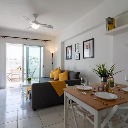 Anais 1-bedroom In Mackenzie * Larnaca